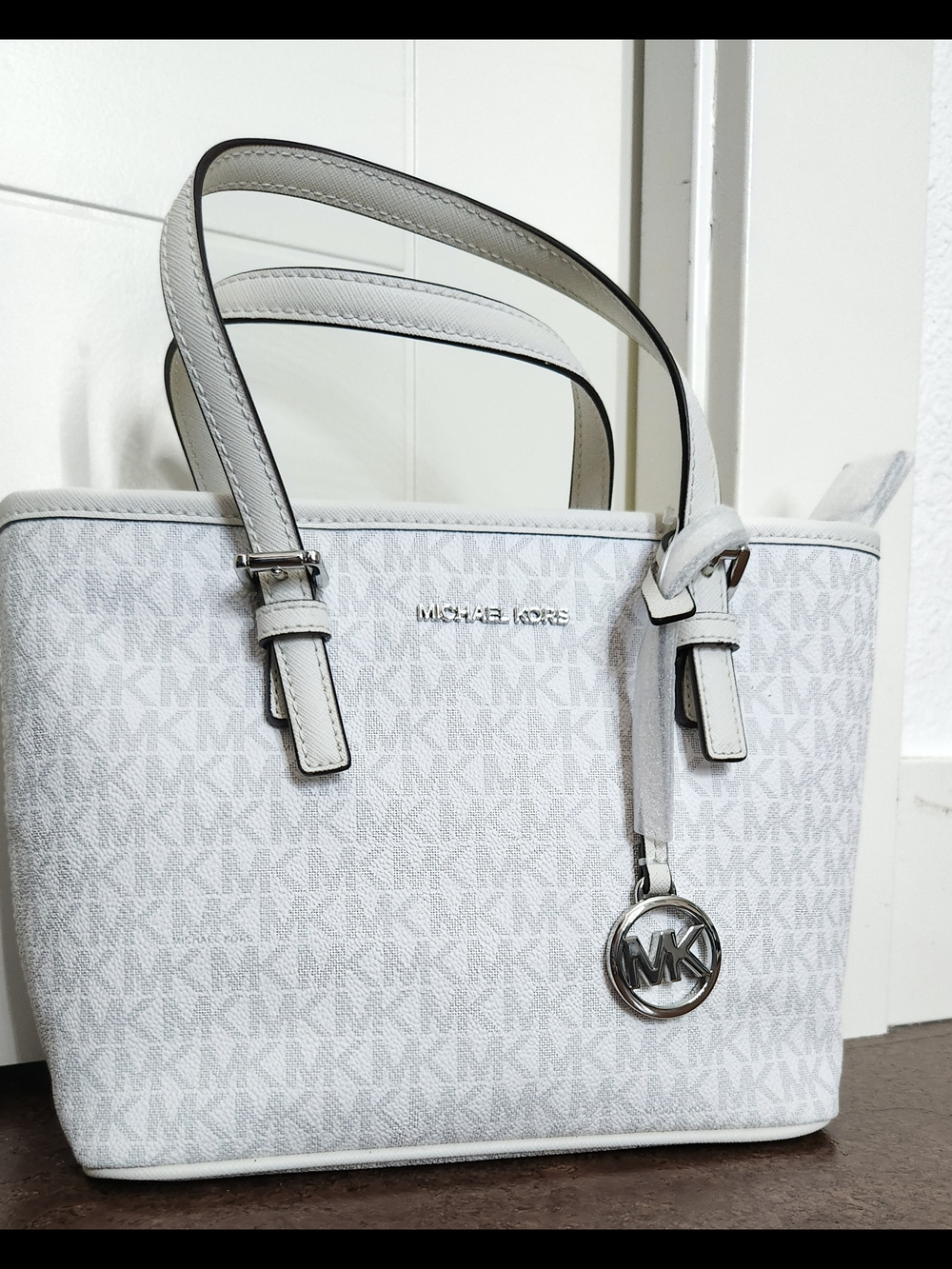 Michael Kors Jet Set Travel Extra-Small Logo Top-Zip Tote bag